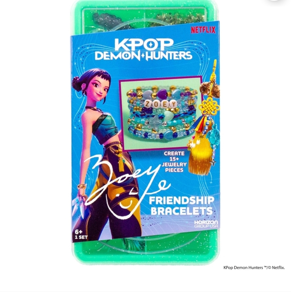Netflix KPop Demon Hunters Friendship Bracelets –Zoey  (Walmart Exclusive)